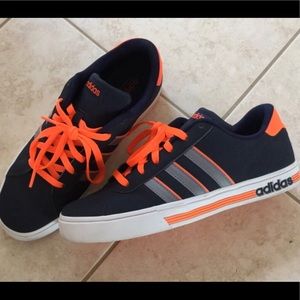 Adidas men sneakers 👟